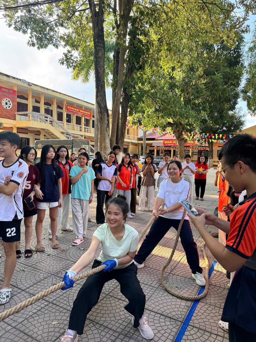Có thể là hình ảnh về võ thuật